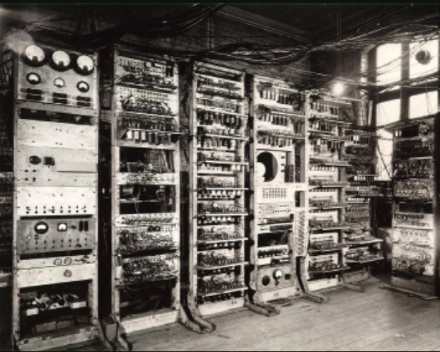  Manchester Mark 1 computer, photographed in 1949.