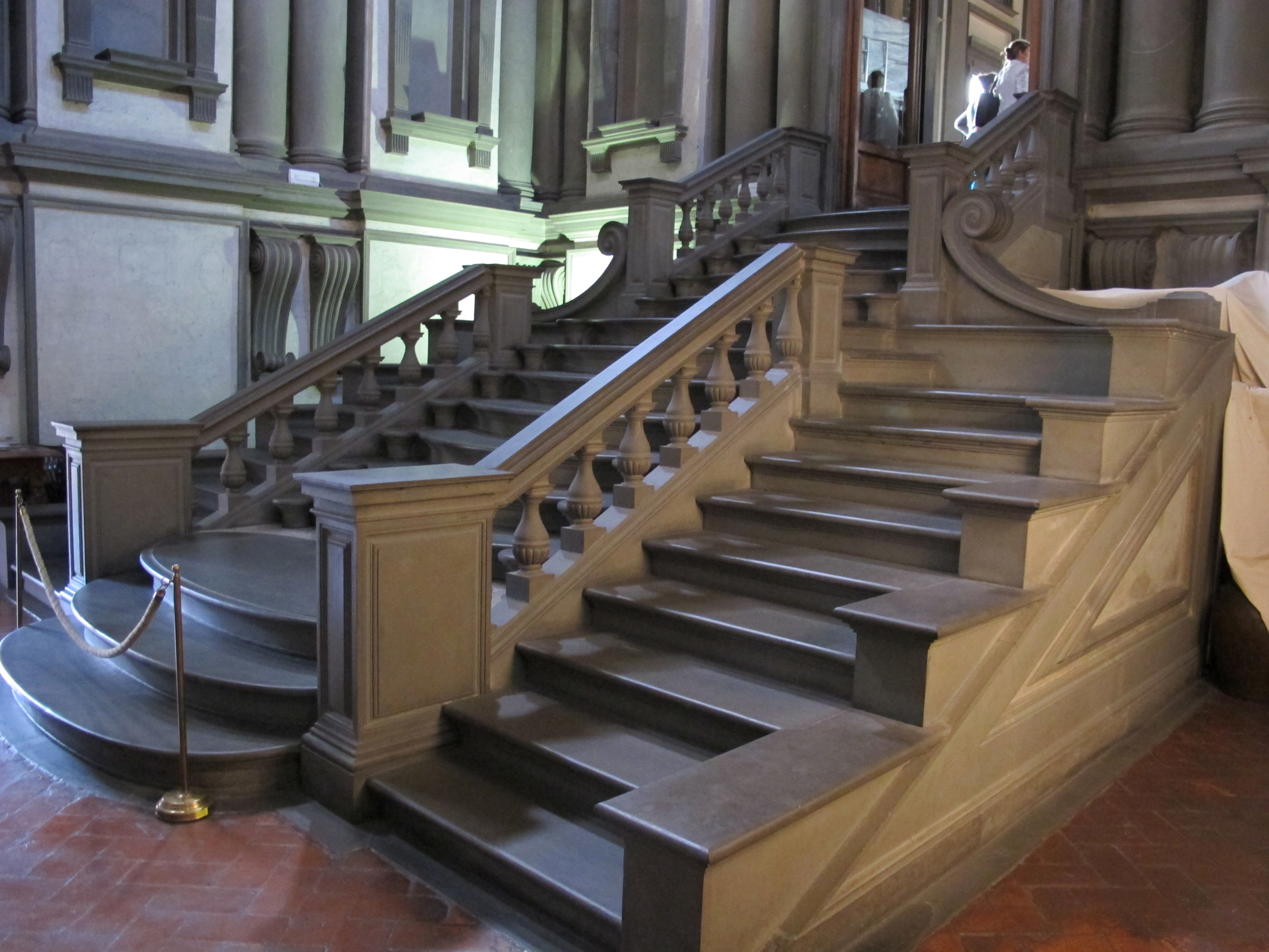 Biblioteca laurenziana, vestibolo, scalinata 02