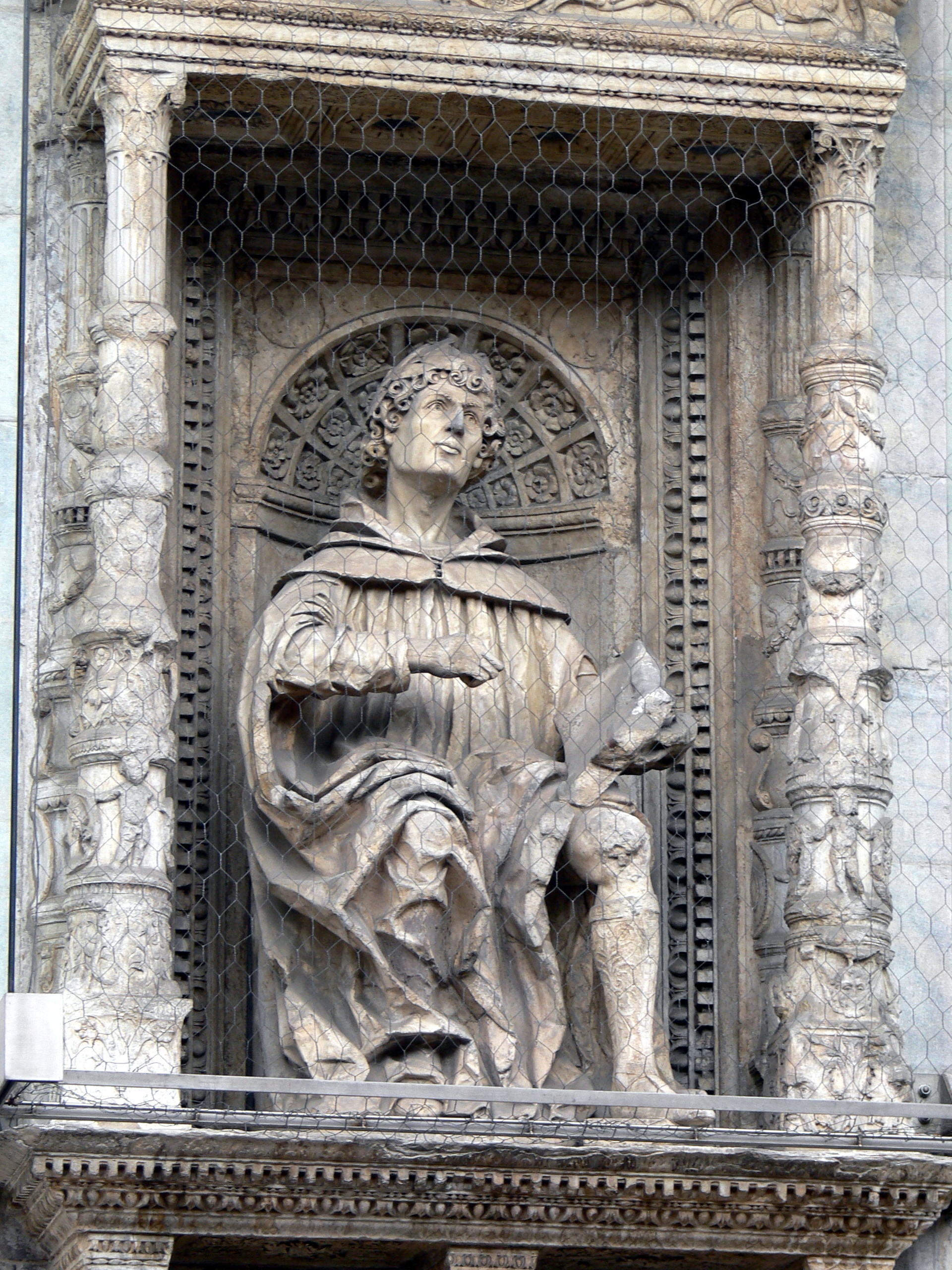 Como   Dome   Facade   Plinius the Elder
