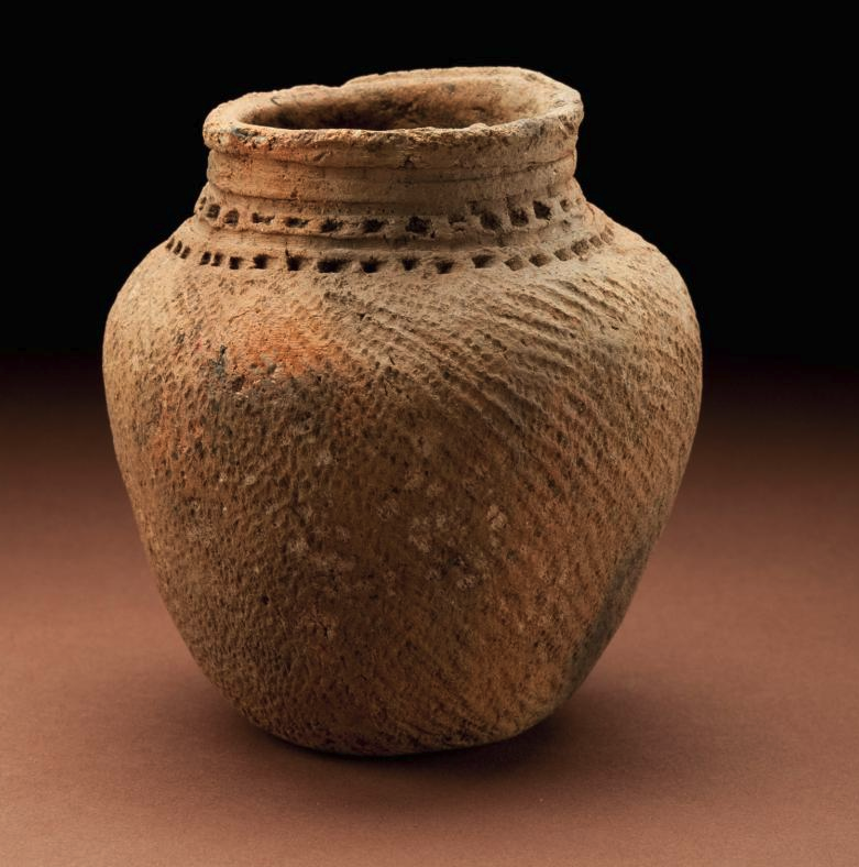 Jomon pot. Photo by Chip Clark, Smithsonian Institution.