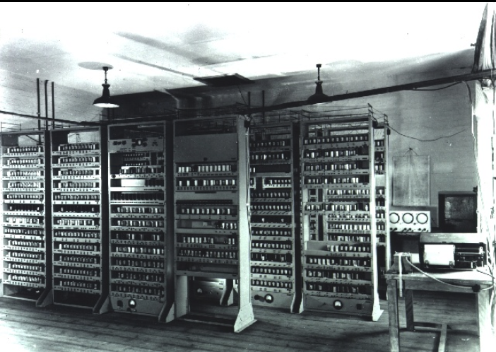 Maurice Wilkes s EDSAC The First Easily Used Fully Functional Stored 