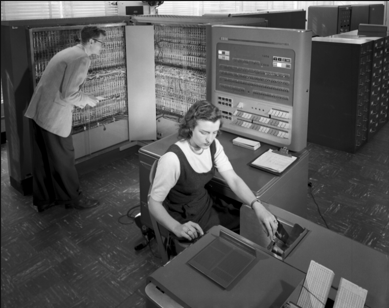 Photograph of an IBM 704 computer at NACA in 1957.