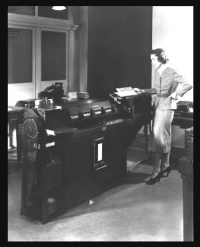 IBM 285 Tabulator with operator