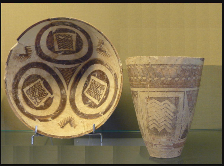 Goblet and cup, Iran, from Susa, 4th millennium BC - Ubaid period; goblet height c. 12 cm; Sèvres – Cité de la céramique, France