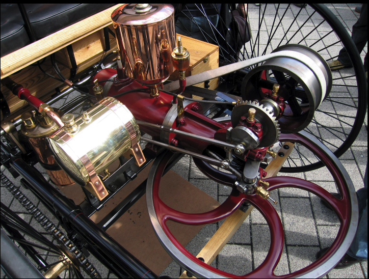 photo of the Engine of the first Patent Motorwagen, presumably from the replica.